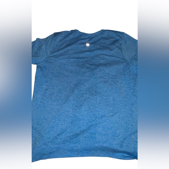 LULULEMON swiftly relaxed fit shirt - - Picture 2 of 3